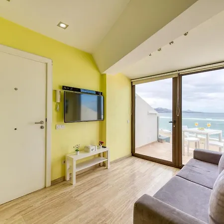 Apartment Beachfront Las Canteras - Sea Views Terrace
