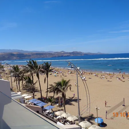 Beachfront Las Canteras - Sea Views Terrace 公寓